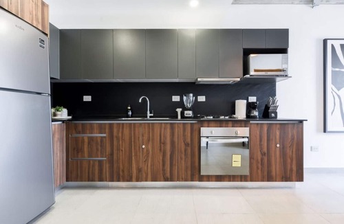 Monterrey Apartment | ¡Hermoso & Moderno! GYM + Alberca/4 personas