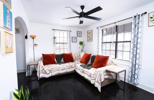 McAllen House | Hidden Gem Near Plaza Mall - Mi Casita McAllen