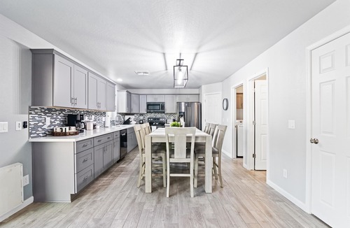 El Mirage House | Hidden Paradise - El Mirage 15 minutes to Cardinal Stadium and city attractions!