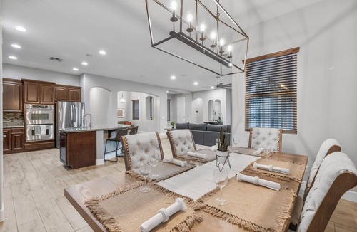Chandler House | High End Home w/Heated & Cooled Pool, Fire Pit, Game Room and Golf Nearby