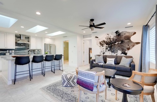 La Paz At Desert Springs Cottage | High-end & Luxe Scottsdale Gem w/Pool & Yard