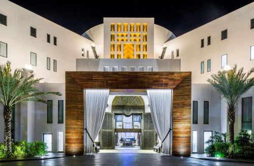 Zona Hotelera Resort | Hilton Vacation Club Cabo Azul Los Cabos