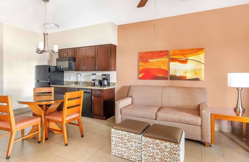 Palo Verde Hotel | Hilton Vacation Club Varsity Club Tucson