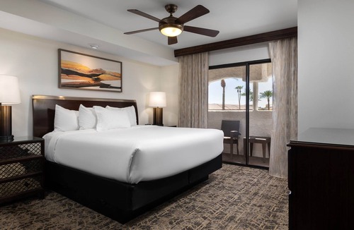 North Scottsdale Hotel | Holiday Inn Club Vacations Scottsdale Resort by IHG