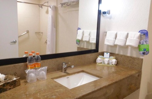 Tuxtla Gutierrez Hotel | Holiday Inn Express Tuxtla Gutierrez La Marimba by IHG