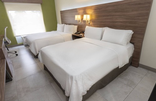 Tlaquepaque Hotel | Holiday Inn Express Guadalajara Aeropuerto by IHG