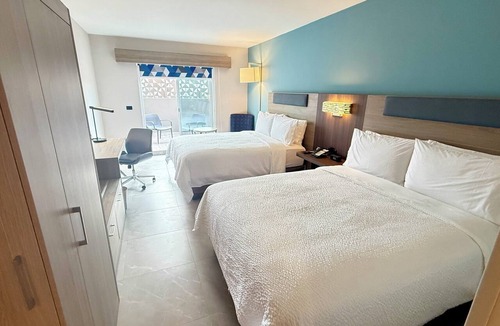 Zapopan Hotel | Holiday Inn Express Guadalajara Vallarta Poniente by IHG