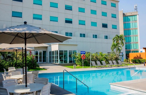 Manzanillo Hotel | Holiday Inn Express Manzanillo by IHG