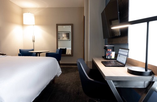 Ciudad Satelite Hotel | Holiday Inn Express Mexico City Satelite by IHG