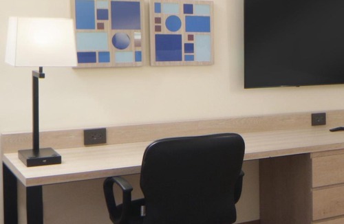 Monterrey Hotel | Holiday Inn Express Monterrey Galerias-San Jeronimo by IHG