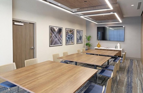 San Nicolas de los Garza Hotel | Holiday Inn Express & Suites Monterrey Sendero by IHG
