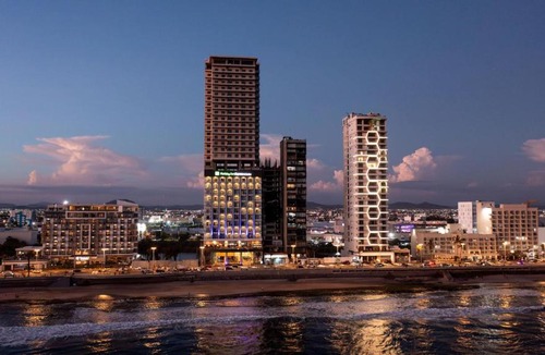 Mazatlan Hotel | Holiday Inn Express & Suites Mazatlan by IHG