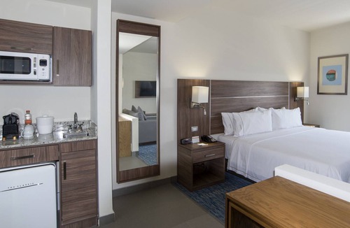 Ciudad Obregon Hotel | Holiday Inn Express & Suites Ciudad Obregon by IHG