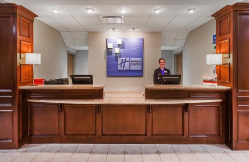 Pharr Hotel | Holiday Inn Express & Suites - Pharr by IHG