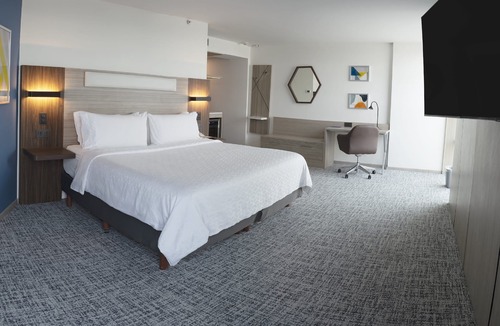 Metepec Hotel | Holiday Inn Express Toluca Galerias Metepec by IHG