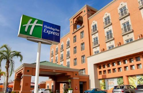 Torreon Hotel | Holiday Inn Express Torreon by IHG