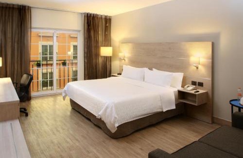 Torreon Hotel | Holiday Inn Express Torreon by IHG
