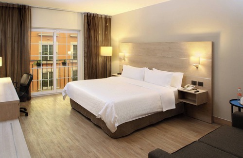Torreon Hotel | Holiday Inn Express Torreon by IHG