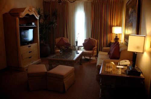 Reynosa Hotel | Holiday Inn Reynosa Zona Dorada by IHG