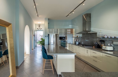 San Miguel de Allende Villa | HOLT Magnificent 6BR Villa in Malanquin Golf Club