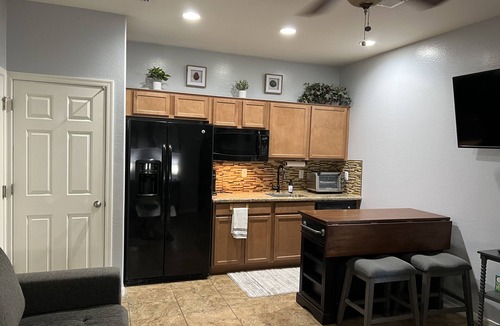 Chandler House | Home away from home in Gilbert