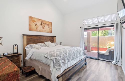 Via Marina Condo | Home by the Harbor - Quiet 2-bedroom near the beach, walk to everything