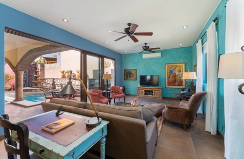 Nopolo House | Home with stunning ocean view and breathtaking sights of the Sierra La Giganta.