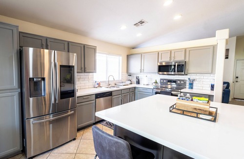 Larissa House | Homelike style meets elegant simplicity—peaceful, warm, and instantly welcoming.