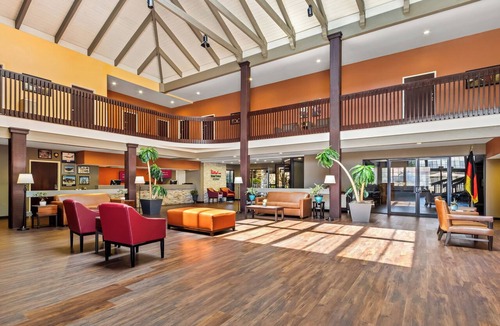 Ridgecrest Hotel | HomeTowne Studios by Red Roof Ridgecrest