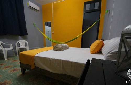 Centro Hostel | Hostal Xiinbal Merida