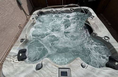 Casa Grande House | Hot Tub+Heated Pool/Loving Home!