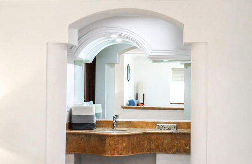 Downtown San Jose del Cabo Hotel | Hotel Boutique Plaza Doradas