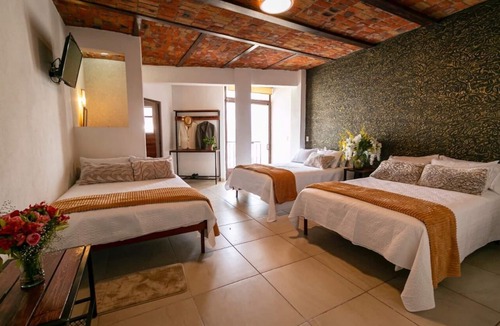 San Juan de los Lagos Hotel | Hotel Casa Zaragoza
