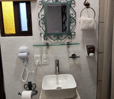 Santa Rosa de Jauregui House | HOTEL CASA LIMON