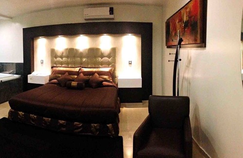 Arandas Hotel | Hotel Centinela Grand