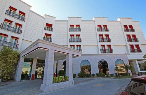 Nuevo Laredo Hotel | Hotel Colón Plaza Business Class