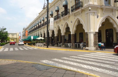 Colima Hotel | Hotel Concierge Plaza Colima