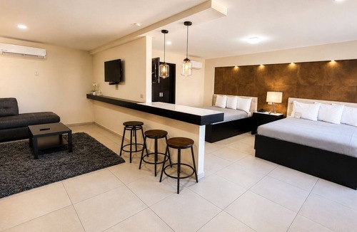 Zona Centro Hotel | Hotel Cortez Baja Inn – Ensenada