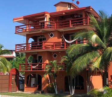 Zihuatanejo Apartment | Hotel Costa Bella