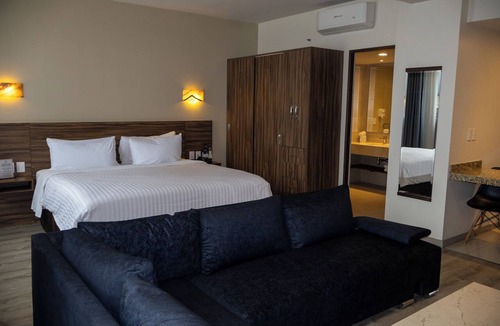 Downtown Queretaro Hotel | Hotel Crown Victoria