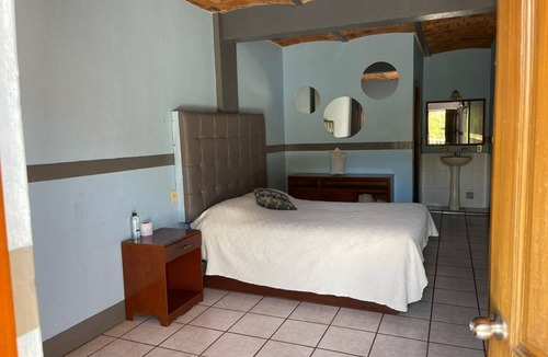 Etzatlan Hotel | Hotel Cuatro Caminos Etzatlan Hotel con Ambiente Familiar,5 Minutos del Centro