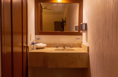 Degollado Hotel | Hotel Degollado