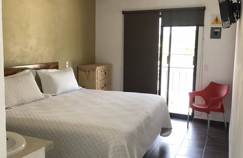 Barra de Navidad Hotel | Hotel Del Mar