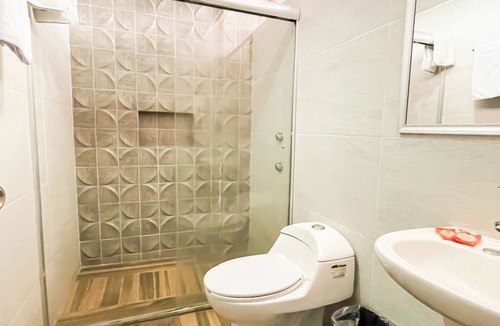 Zona Expo Hotel | Hotel Expo Plaza Business and Family Guadalajara