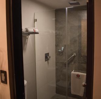 Tijuana Hotel | Hotel Frontiere Tijuana
