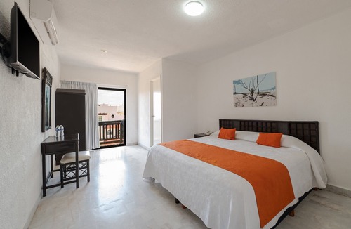 Punta Cancun Hotel | Hotel Imperial Laguna Faranda