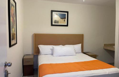 La Paz Hotel | HOTEL LAS PALMAS
