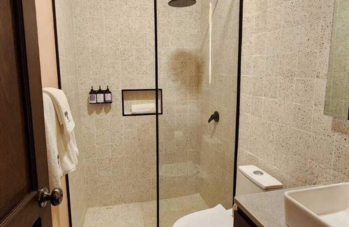 Americana Hotel | Hotel Libertad 1416