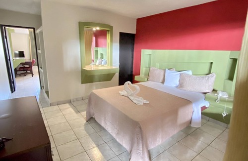 Playas De Tijuana Hotel | Hotel Los Altos