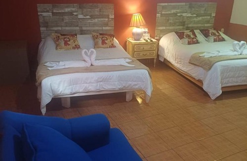 Villa del Carbon Hotel | Hotel Los Faroles, Villa del Carbón